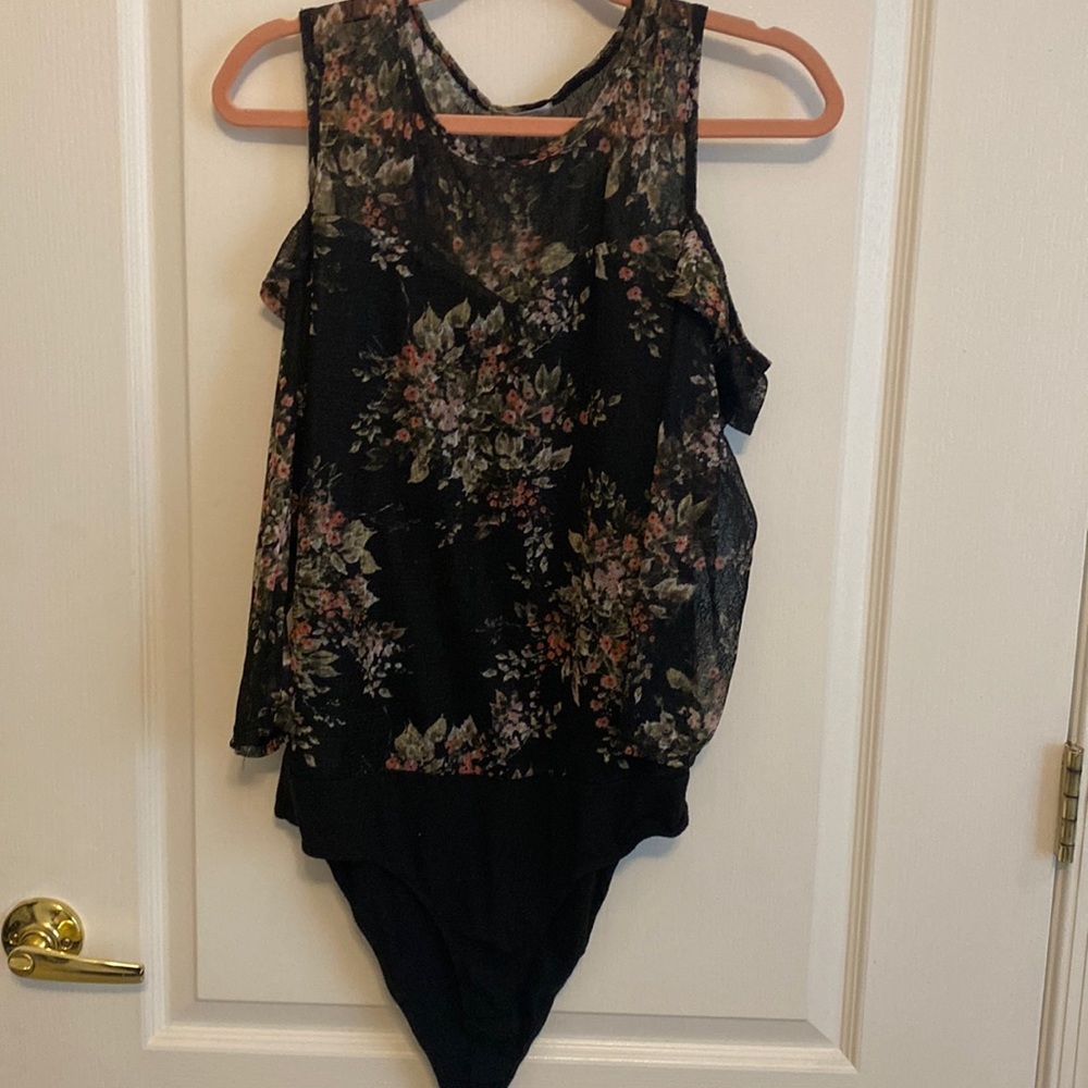 Women’s floral lace/mesh bodysuit size medium! So Cute!